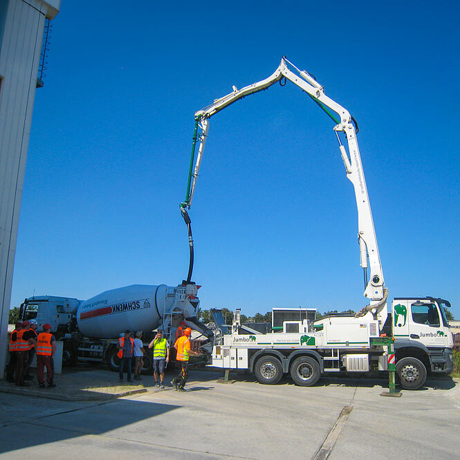 Beton für Carbonbetonbauteile im Transportbetonwerk – und sogar pumpbar!