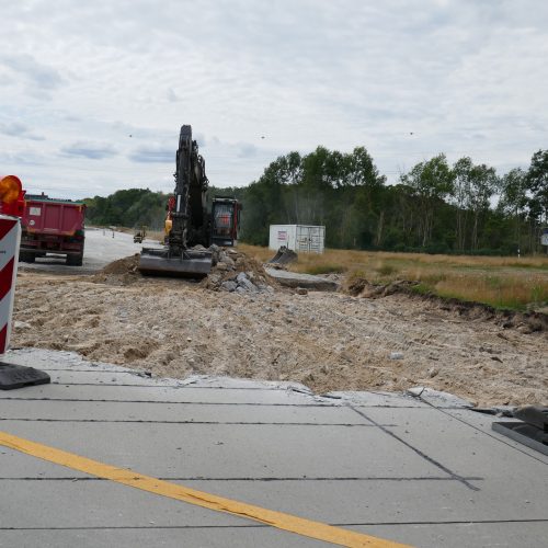 Erneuerung Der Betonfahrbahn BAB A9 Niemegk - Einbau Und ...